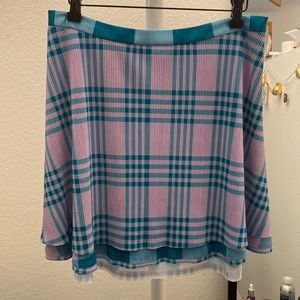 Urban Outfitters Violet/aqua skirt! Size Large. Great for golf!